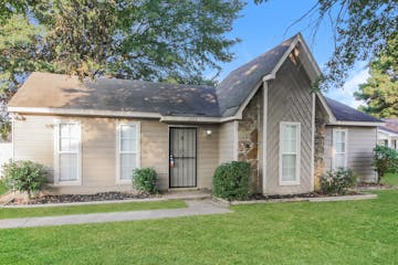 2563 Country Trail memphis, TN 38133